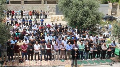 Photo of أهالي سلوان يؤدون “الجمعة” بأراضي واد الربابة المهددة