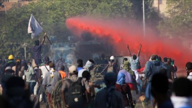 Photo of السودان: 3 قتلى و169 إصابة حصيلة ضحايا تظاهرات الإثنين