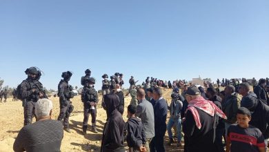 Photo of اعتقالات خلال تصدي الأهالي لعمليات التجريف في قرية الاطرش