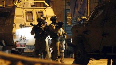 Photo of الاحتلال يعتقل عددا من المواطنين بالضفة والقدس