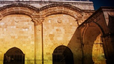 Photo of الاحتلال يغلق سطح باب الرحمة بالأقصى