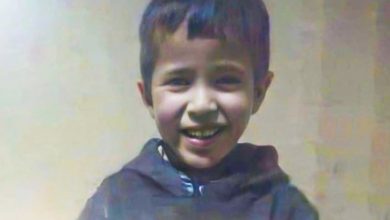 Photo of المغرب يُشيّع جثمان الطفل ريان.. وترقب لتقرير التشريح