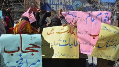 Photo of بحظرها للحجاب.. طالبات مسلمات: السلطات في الهند تخيرنا بين الدين والتعليم