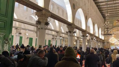 Photo of “فجر الشهداء”.. الآلاف يؤمون الأقصى