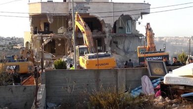 Photo of القدس: آليات الاحتلال تهدم 3 منازل في بلدة عناتا