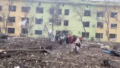 Photo of آلاف القتلى بماريوبول ورؤساء 3 حكومات يزورون كييف (آخر التطورات)
