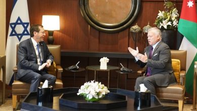 Photo of يديعوت: رغم كل شيء لن يقطع الأردن علاقاته بإسرائيل