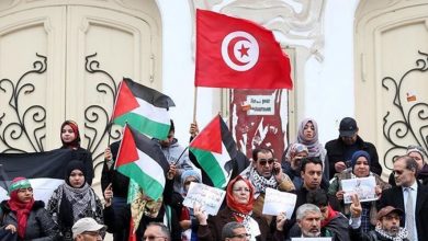 Photo of “الوطنية للمحامين” بتونس تدعو لتجريم التطبيع
