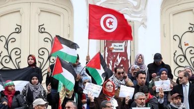 Photo of “الوطنية للمحامين” بتونس تدعو لتجريم التطبيع