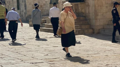 Photo of مستوطنون يقتحمون المسجد الأقصى