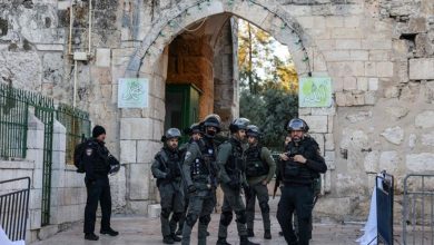 Photo of 793 معتقلًا و592 مبعدًا عن الأقصى والقدس القديمة في نيسان