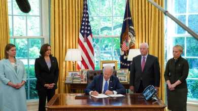 Photo of واشنطن تفعل آلية تعود للحرب العالمية الثانية وبوتين يحذر من “الخطر الكبير” للناتو وأوروبا