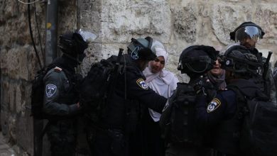 Photo of اعتقال شابين وفتاة من “الأقصى” وإصدار حكم بسجن مقدسيين 4 أعوام