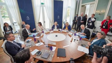 Photo of مجموعة السبع: لن نعترف إطلاقاً بالحدود التي تسعى روسيا لفرضها بالقوة