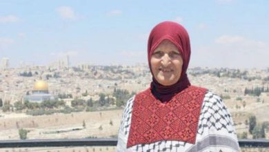 Photo of الاحتلال يبعد مقدسية عن الأقصى لـ6 أشهر