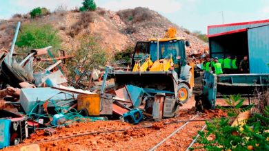 Photo of الاحتلال يداهم طوباس ويهدم منشآت ويقتلع أشجارا