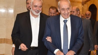 Photo of حماس تدعو لبنان إلى تحسين ظروف الفلسطينيين بالمخيمات