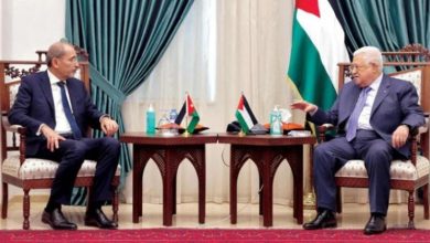 Photo of صحيفة: عباس يدرس تنفيذ هذه الخيارات الصعبة للضغط على تل أبيب وإدارة بايدن