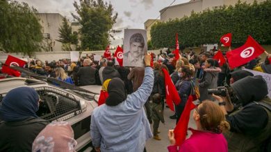Photo of تونس: توجيه تهمة “الإرهاب” رسمياً للغنوشي و32 شخصية أخرى في قضية اغتيال بلعيد والبراهمي