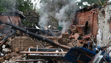 Photo of انفجارات عنيفة بأوكرانيا.. وكييف تطالب بتكافؤ قوة مع الروس