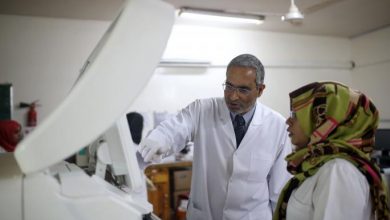 Photo of ضحايا البلطجة… أطباء مصر يواجهون الاعتداءات بغياب القانون