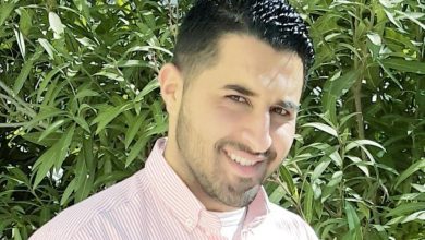 Photo of عائلة المعتقل السياسي “هريش” تناشد بالتدخل لإنقاذ ابنها من سجن أريحا