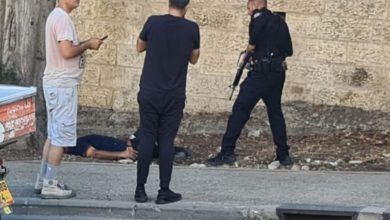 Photo of إصابة مستوطن بعملية طعن في القدس