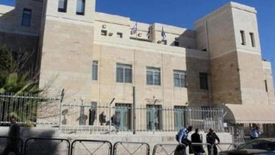 Photo of الاحتلال يحكم على ثلاثة مقدسيين بالسجن لفترات متفاوتة