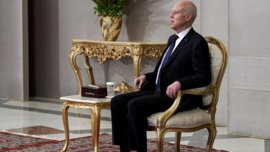 Photo of قيس سعيّد يدعو التونسيين للتصويت على مشروع دستوره مهاجمًا معارضيه: “قولوا نعم”