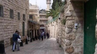 Photo of استكمالاً لمخطط التهويد.. الاحتلال يسعى للاستيلاء على الحي اليمني في القدس