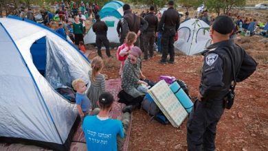 Photo of بعد إخلاء بعضهم: المستوطنون يواصلون محاولات إقامة بؤر استيطانية