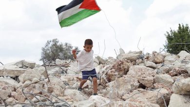 Photo of آليات الاحتلال تدمر منزلاً ومشتلاً في القدس