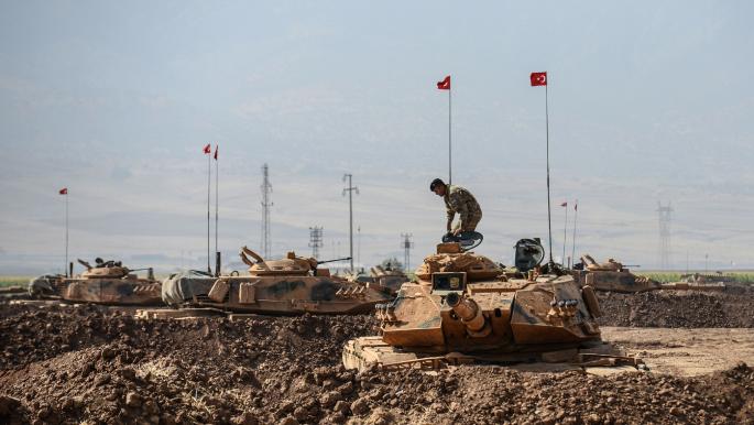 قوات تركية عند منفذ إبراهيم خليل الحدودي في محافظة دهوك شمالي العراق