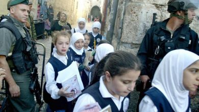 Photo of مع بدء العام الدراسي.. أولياء أمور طلاب القدس يدعون لحراك موحد رفضًا للمنهاج الإسرائيلي