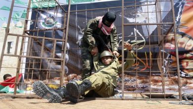 Photo of مسؤولان إسرائيليان: تعزز فرص التسوية مع “حماس” في ملف الأسرى