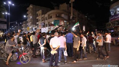 Photo of احتجاجات غاضبة في الشمال السوري بعد تصريحات جاووش أوغلو بشأن العلاقات مع النظام