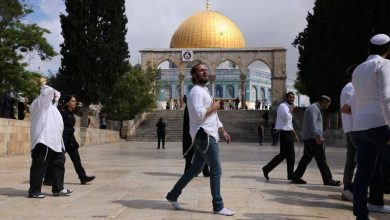 Photo of في اليوم الثاني من “الأعياد اليهودية”.. مستوطنون بحماية قوات الاحتلال يقتحمون المسجد الأقصى