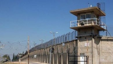 Photo of ثلاثون معتقلا إداريا يستعدون لخوض إضراب مفتوح عن الطعام
