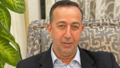 Photo of قيادي في حماس يحذّر الاحتلال من استمرار محاولاته تحويل الأقصى لمزار سياحي