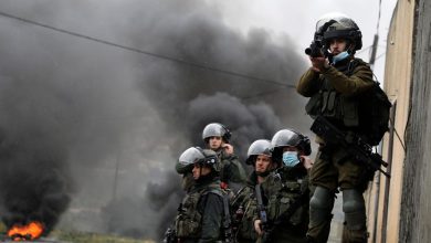 Photo of إصابة عشرات الفلسطينيين بقمع الاحتلال الإسرائيلي تظاهرات في الضفة الغربية