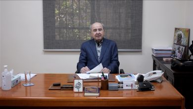 Photo of طاهر المصري: النظام الدولي أصبح باليًا والعالم أكبر من خمسة