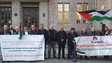 Photo of وقفة في برلين نصرة للأسرى المضربين في السجون الاسرائيلية