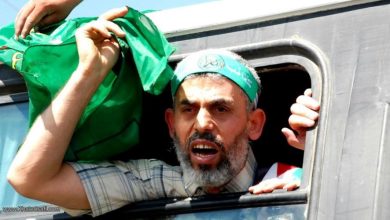 Photo of في الذكرى الـ11 لصفقة وفاء الأحرار.. حماس: تحرير الأسرى مسؤولية وطنية ستبقى على رأس أولوياتنا
