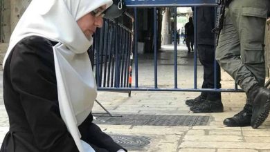 Photo of الاحتلال يفرج عن المرابطة المقدسية هنادي الحلواني ويبعدها عن البلدة القديمة