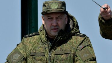 Photo of قاد القوات الروسية في سوريا سابقًا.. تعيين الجنرال سوروفيكين قائدا للقوات الروسية في أوكرانيا