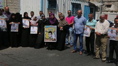 Photo of ارتفاع الأسرى المضربين عن الطعام إلى 50