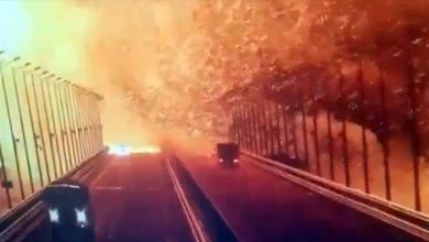 Photo of روسيا: اشتعال النيران في قطار محمل بالوقود فوق جسر القرم