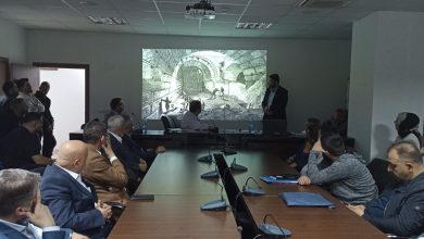 Photo of الباحث عبد الرازق متاني من قلنسوة يقوم بجولة محاضرات في البلقان حول فلسطين