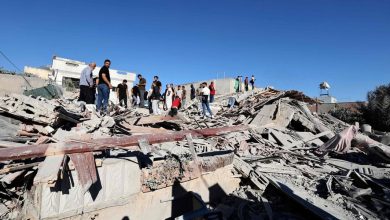 Photo of الاحتلال يهدم منزلين في الخليل ومشتلًا بالقدس