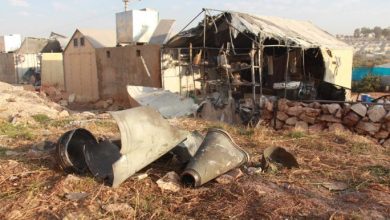 Photo of عشرات القتلى والجرحى في قصف للنظام السوري على مخيمات إدلب